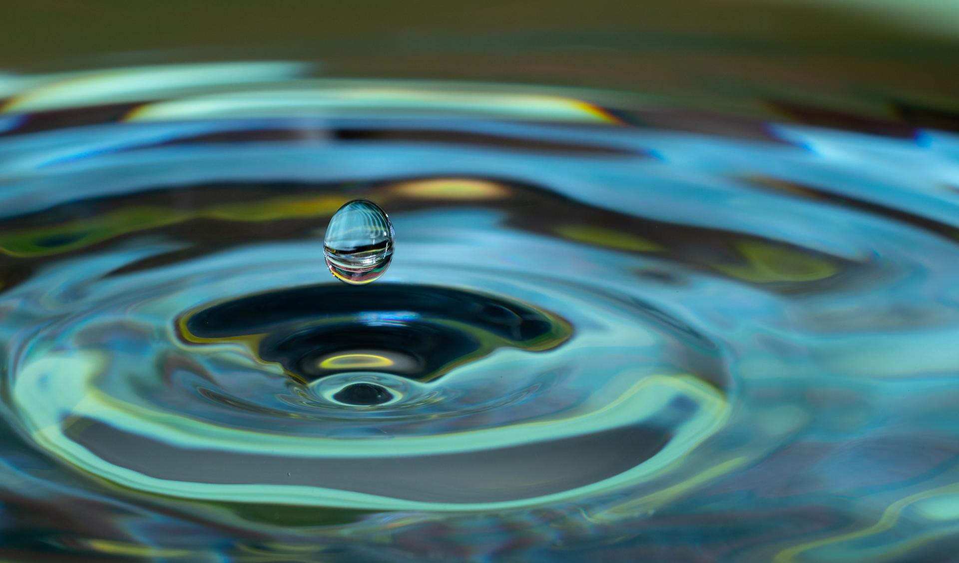 Advanced Woven Fabric & Mesh Solutions / Industrial Water Treatment & Filtration Solutions